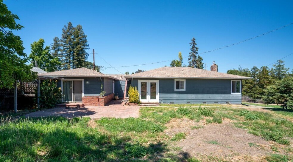 More Photos Of 1794 Hwy 116 S 1794 Hwy 116 S, Sebastopol Flex For Sale