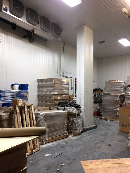 More Photos Of 221 Washington St, Mount Vernon Warehouse For Sale