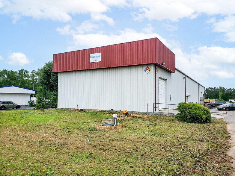 Primary Photo Of 4241 US Highway 70 E, Smithfield Warehouse For Lease