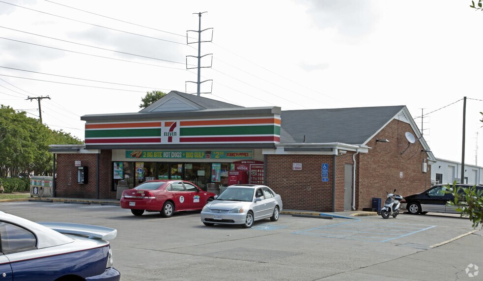Primary Photo Of 130 S Newtown Rd, Virginia Beach Convenience Store For Sale