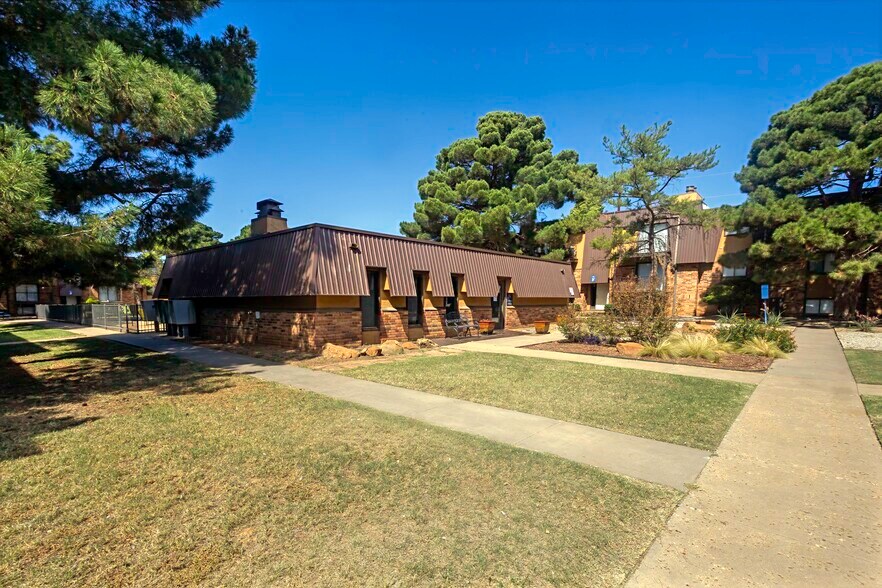 More Photos Of 5202 Bangor Ave, Lubbock Apartments For Sale