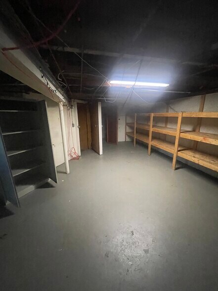 More Photos Of 209 Albion St, Wakefield Storefront For Lease