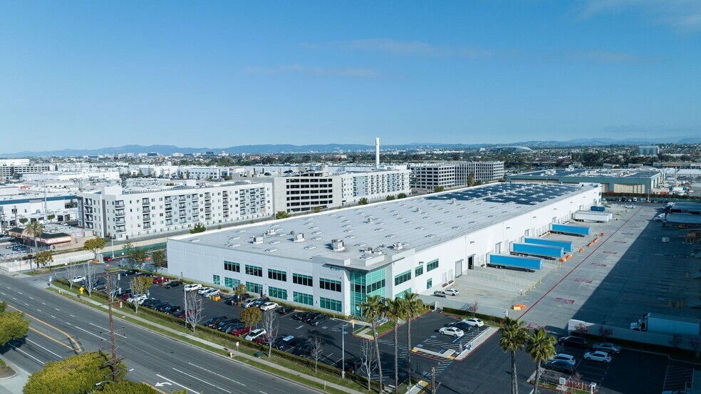 More Photos Of 2815 W El Segundo Blvd, Hawthorne Unknown For Lease