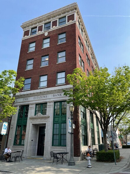 More Photos Of 157 E Main St, Rock Hill Loft Creative Space For Lease