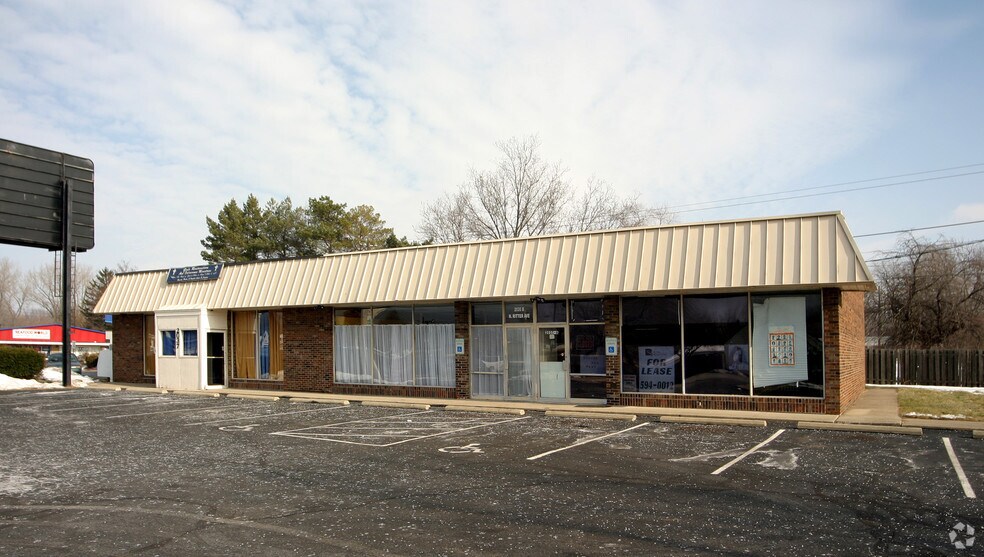More Photos Of 2035 N Ritter Ave, Indianapolis Storefront For Lease