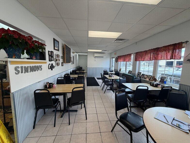 More Photos Of 111 W Michigan Ave, Augusta General Retail For Sale