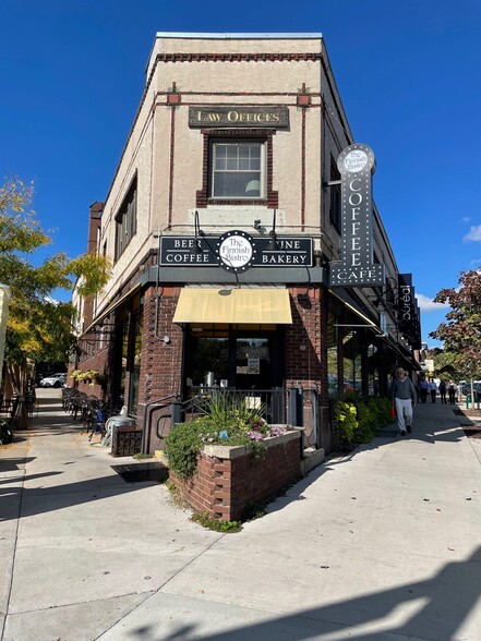 Primary Photo Of 2264 Como Ave, Saint Paul Storefront Retail Office For Lease