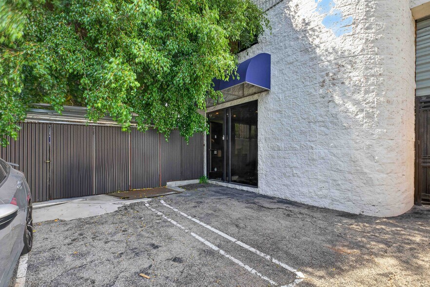 More Photos Of 1767 Standard Ave, Glendale Office For Lease