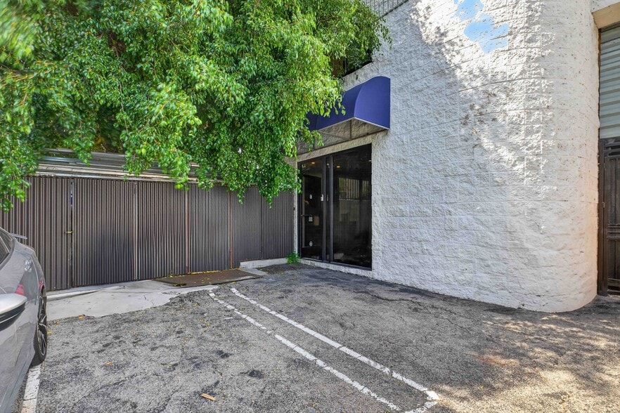 More Photos Of 1767 Standard Ave, Glendale Office For Lease