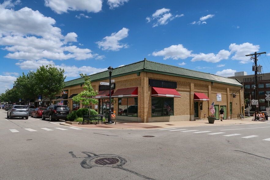 Primary Photo Of 222-230 W Front St, Wheaton Storefront For Lease