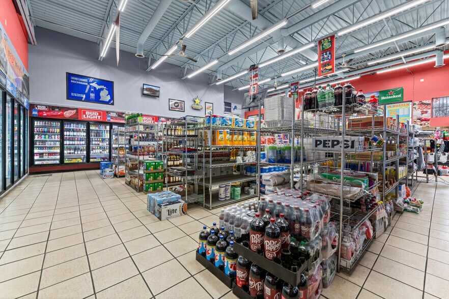 More Photos Of 7512 E 9 Mile Rd, Warren Convenience Store For Sale