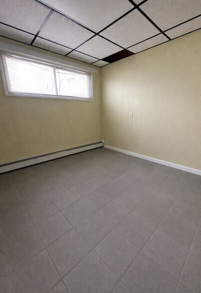 More Photos Of 4169 Iris Pl, Bethpage Medical For Sale