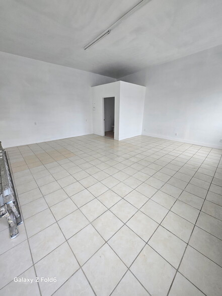 More Photos Of 3739 W Slauson Ave, Los Angeles General Retail For Lease