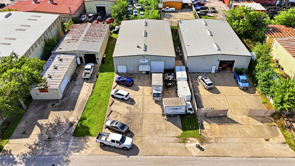 More Photos Of 1309 Illinois Ave, South Houston Warehouse For Sale