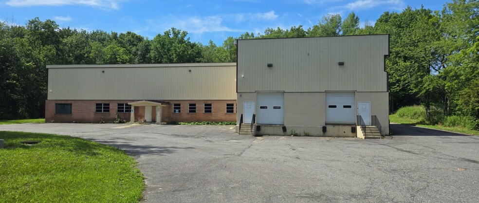 Primary Photo Of 2669 Route 17M, Goshen Manufacturing For Lease