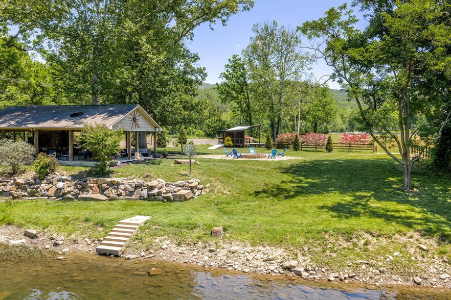 More Photos Of 4301 Longdale Furnace Rd, Clifton Forge Lodge Meeting Hall For Sale