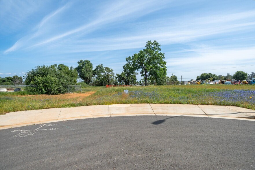More Photos Of Airport Rd @ Rancho Rd, Redding Land For Sale