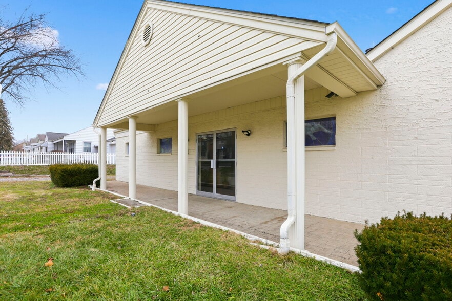 More Photos Of 768 S Broad St, Lancaster Religious Facility For Sale