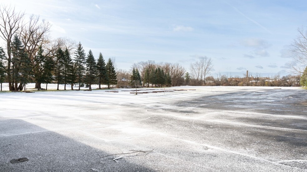 More Photos Of 271 Columbia Ave, Depew Lodge Meeting Hall For Sale