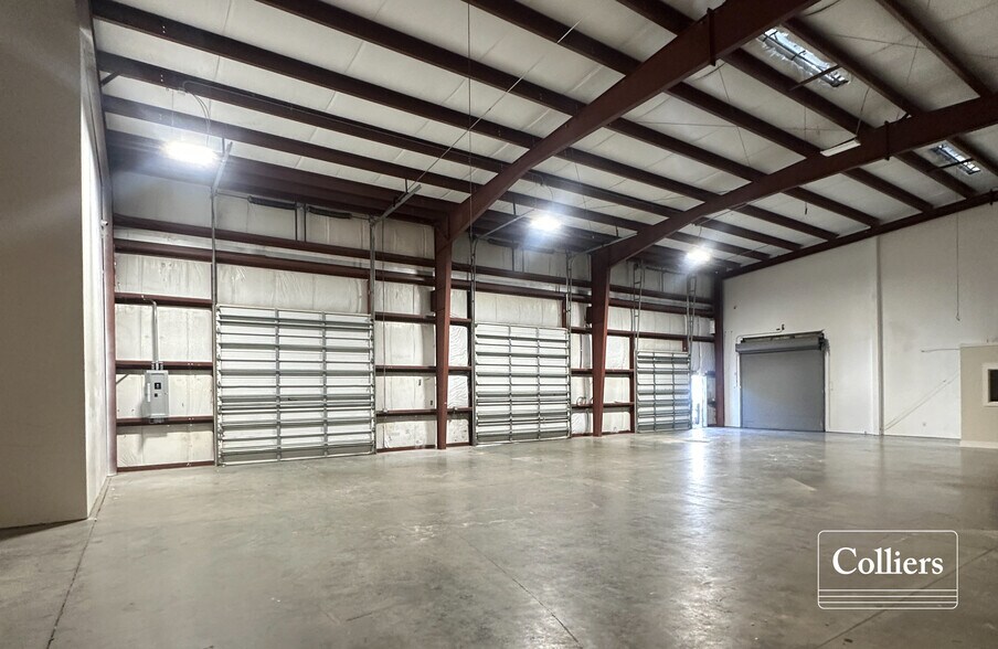 More Photos Of 5 Enterprise Ln, Hilton Head Island Warehouse For Lease