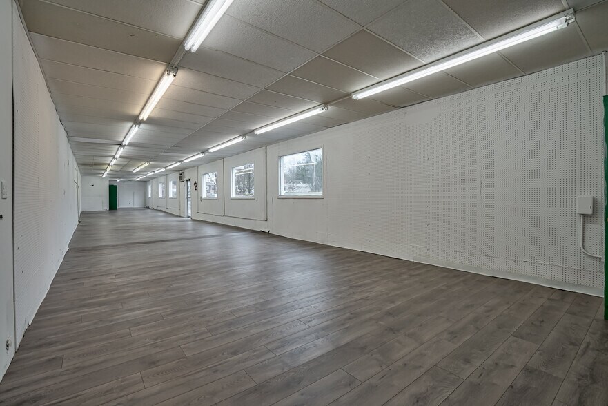 More Photos Of 457 Violet Ave, Poughkeepsie General Retail For Sale