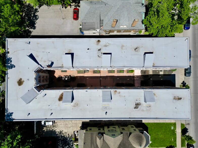 More Photos Of 400 Elmwood Ave, Buffalo Apartments For Sale