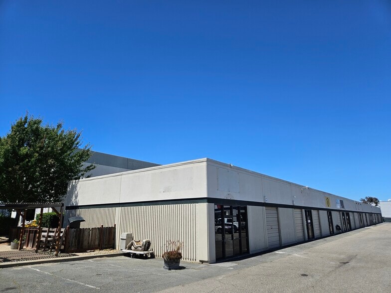 More Photos Of 685 Stone Rd, Benicia Warehouse For Lease