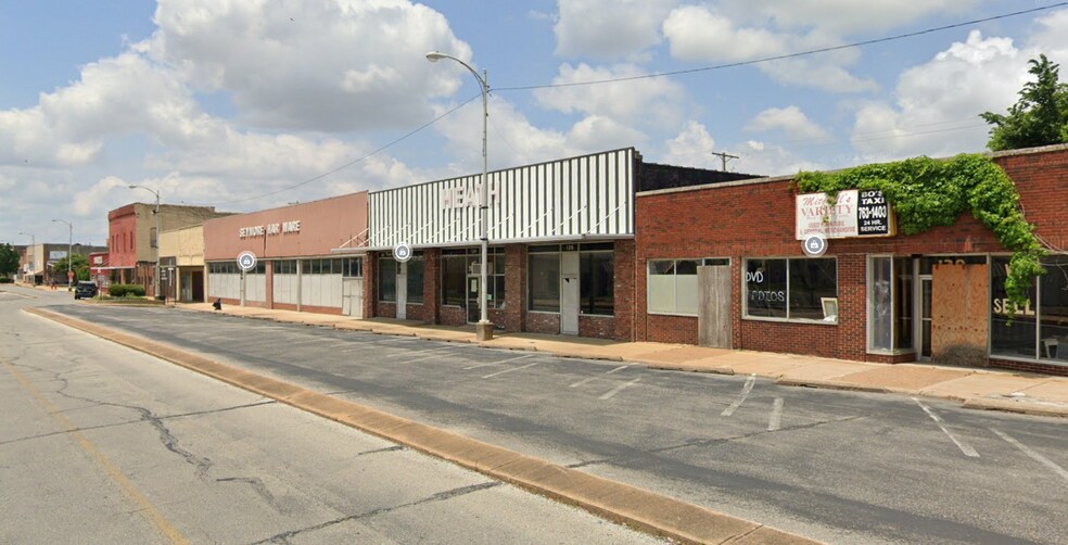 More Photos Of 130 E Main St, Blytheville General Retail For Sale