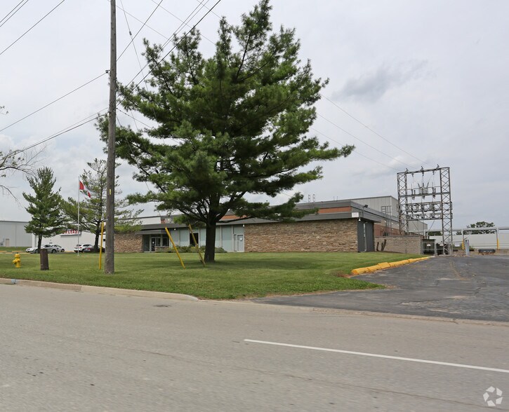 Primary Photo Of 47 Morton Av E, Brantford Warehouse For Lease