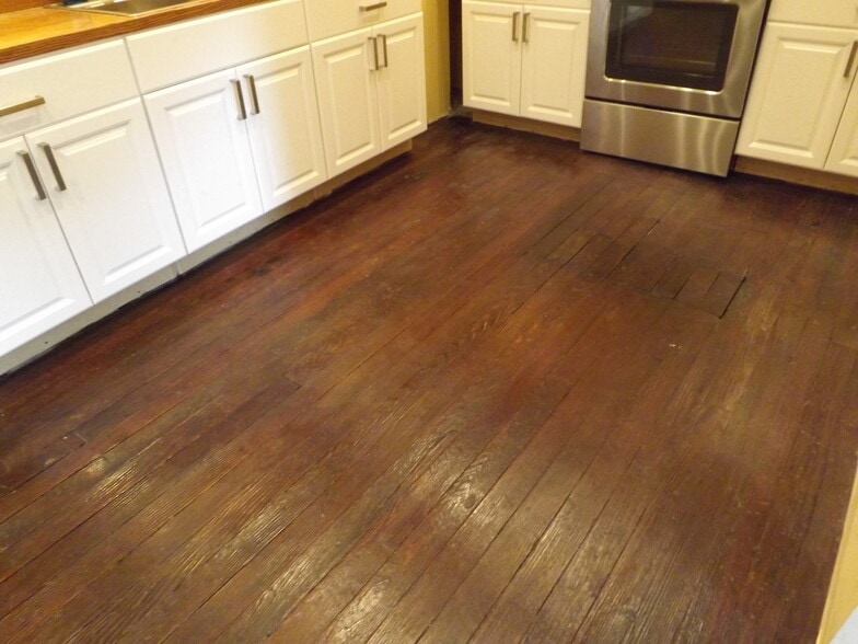 More Photos Of 9 N Broadway, Schenectady Storefront Retail Residential For Sale