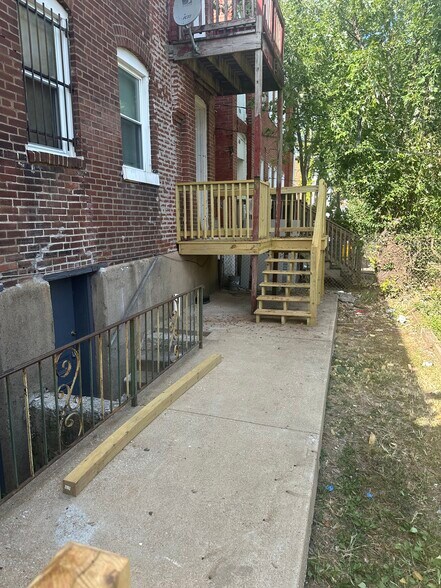 More Photos Of 1402 Granville Pl, Saint Louis Apartments For Sale