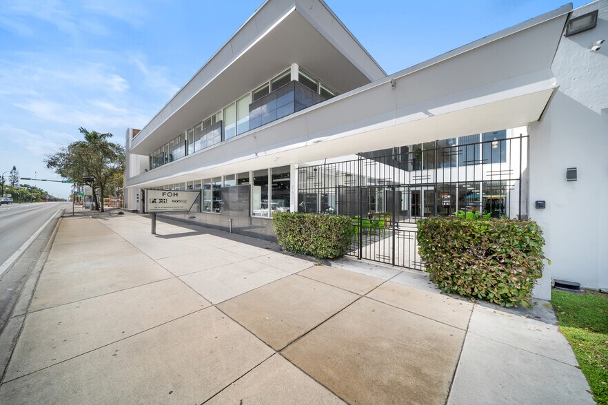 More Photos Of 7630 Biscayne Blvd, Miami Office For Lease