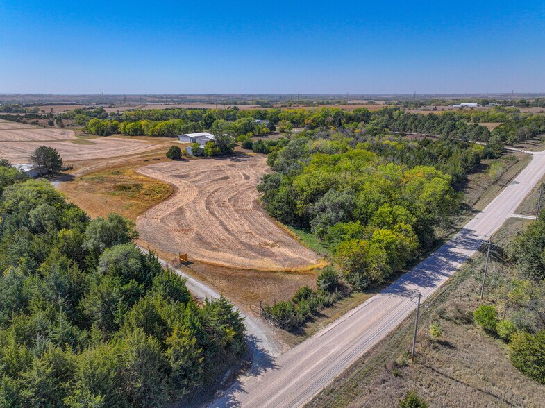 More Photos Of 6155 W Adams st, Lincoln Land For Sale