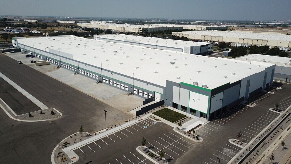 More Photos Of 20310 E 35th Dr, Aurora Industrial For Lease