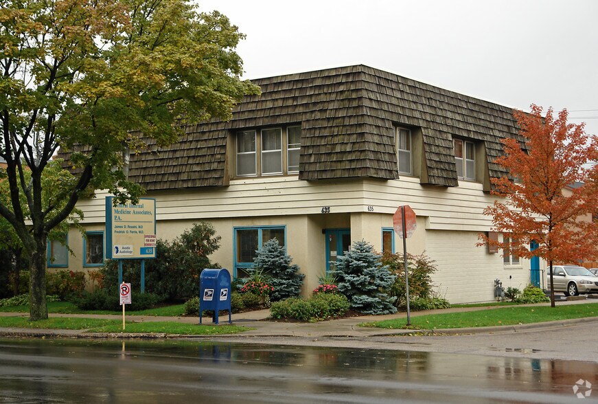 Primary Photo Of 635 Cleveland Ave S, Saint Paul Medical For Sale