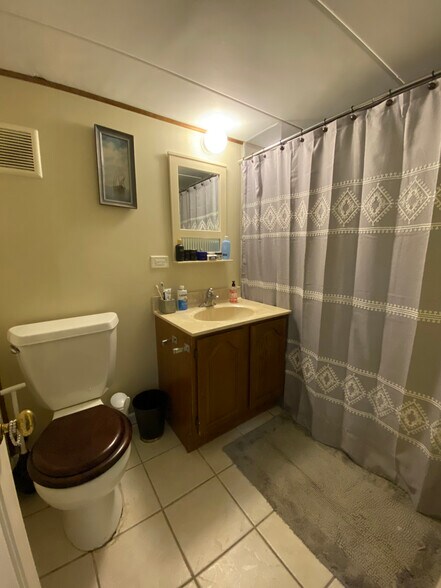 More Photos Of 2401 Central Ave, Lake Station Storefront Retail Residential For Sale