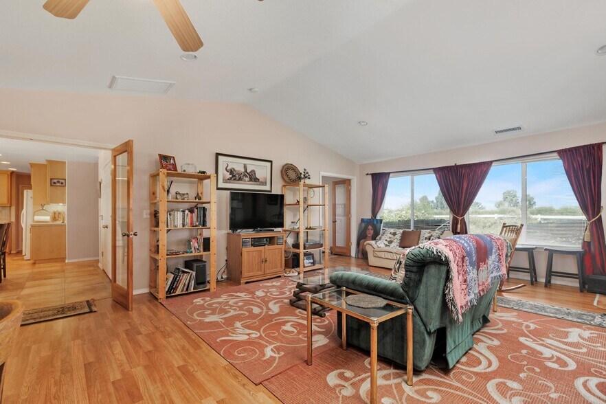 More Photos Of 5055 Rancho La Loma Linda Dr, Paso Robles Specialty For Sale