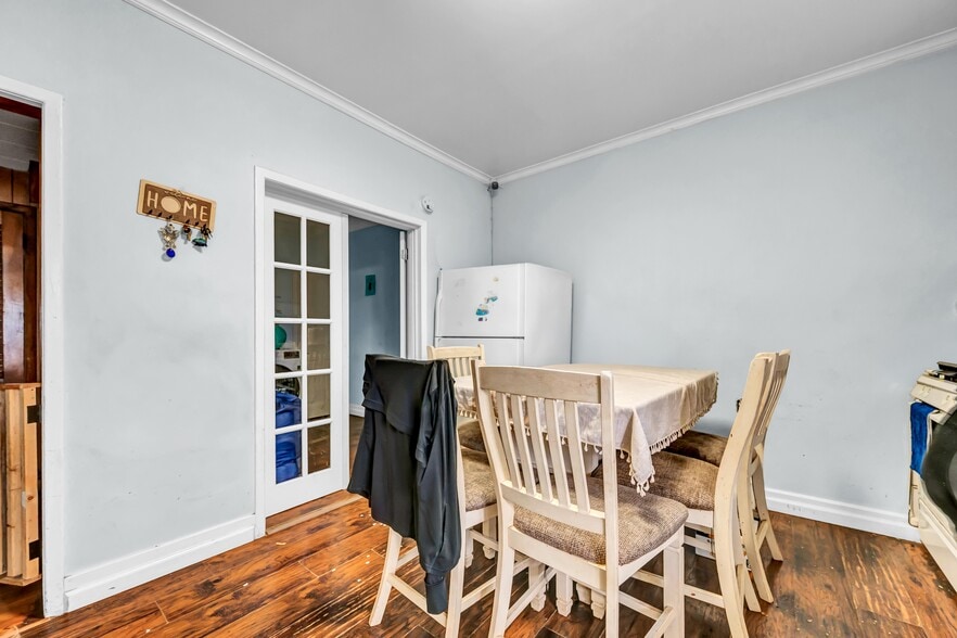 More Photos Of 914-920 Old Nepperhan Ave, Yonkers Storefront For Sale