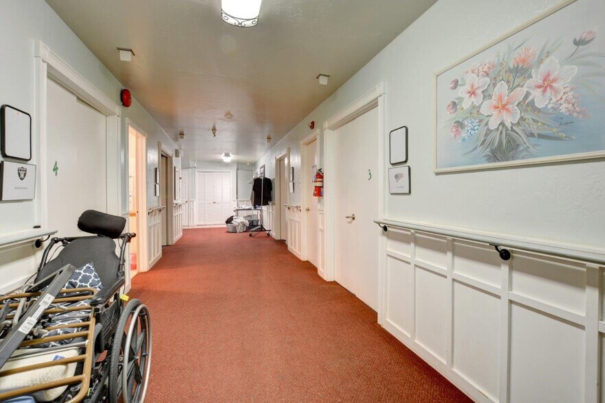 More Photos Of 625 Barbara Drive, Grants Pass Assisted Living For Sale