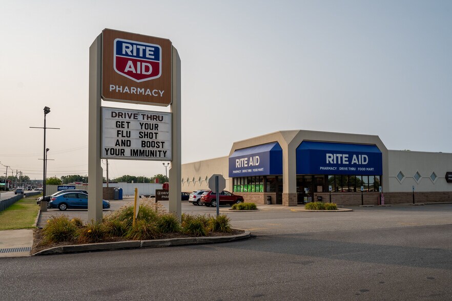 More Photos Of 1000 W Erie Plz, Erie Land For Lease