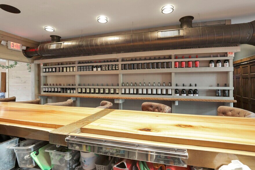 More Photos Of 14675 Zion Rd, Thornville Restaurant For Sale