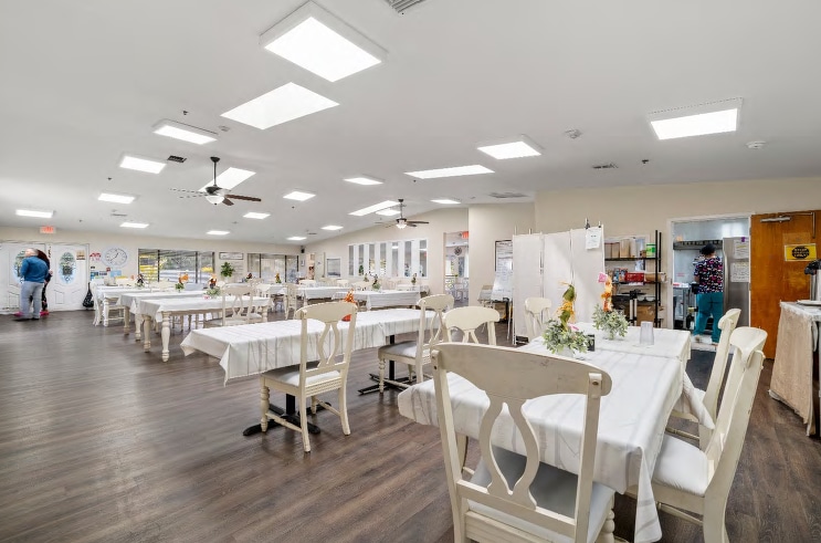 More Photos Of 8207 Forest City Rd, Orlando Assisted Living For Sale