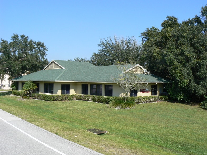More Photos Of 31 Sarasota Center Blvd, Sarasota Office For Lease