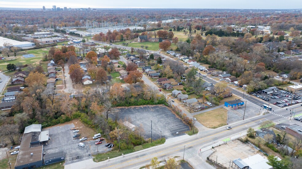 More Photos Of 7014 Saint Charles Rock Rd, Saint Louis Land For Sale