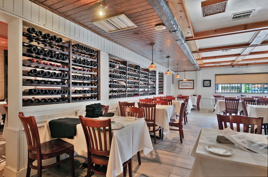 More Photos Of 3800 SW 8th St, Coral Gables Restaurant For Sale