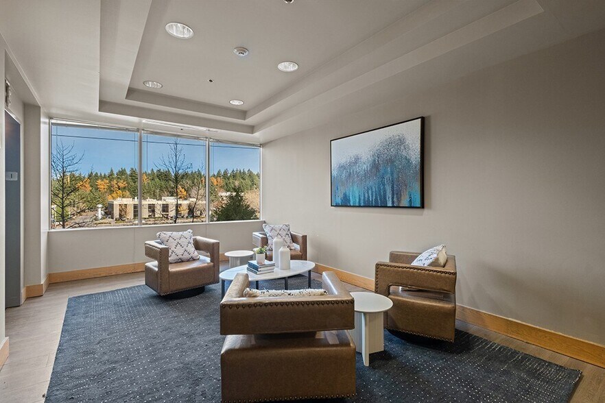 More Photos Of 14205 SE 36th St, Bellevue Coworking Space