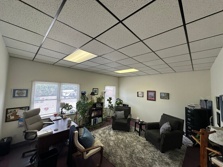 Primary Photo Of 370 Neff Ave, Harrisonburg Medical For Lease