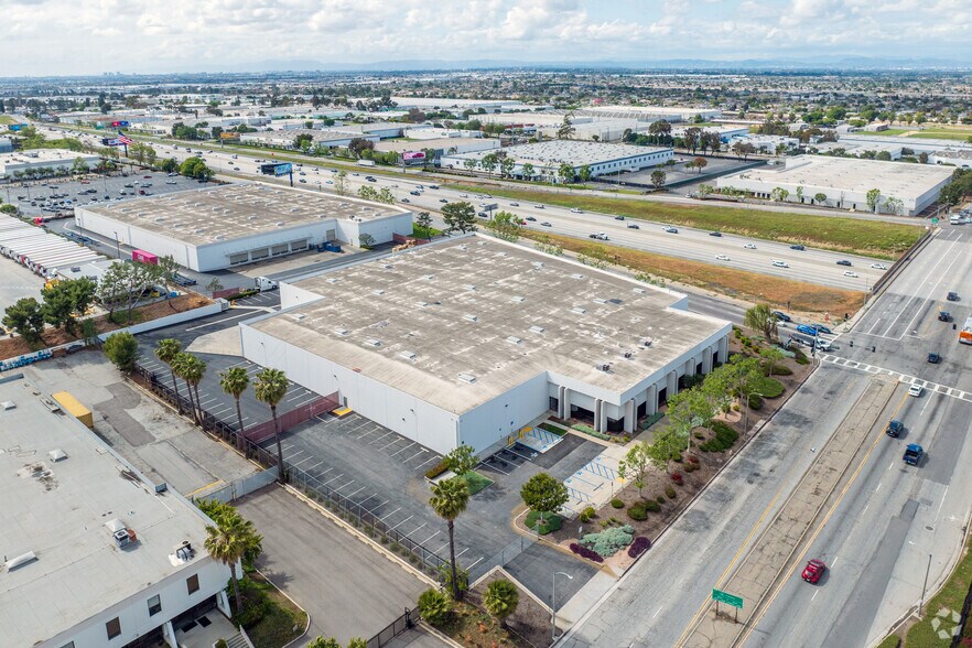 More Photos Of 800 W Artesia Blvd, Compton Warehouse For Lease
