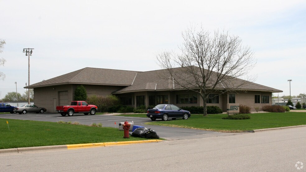 Primary Photo Of 3207 Laura Ln, Middleton Flex For Lease