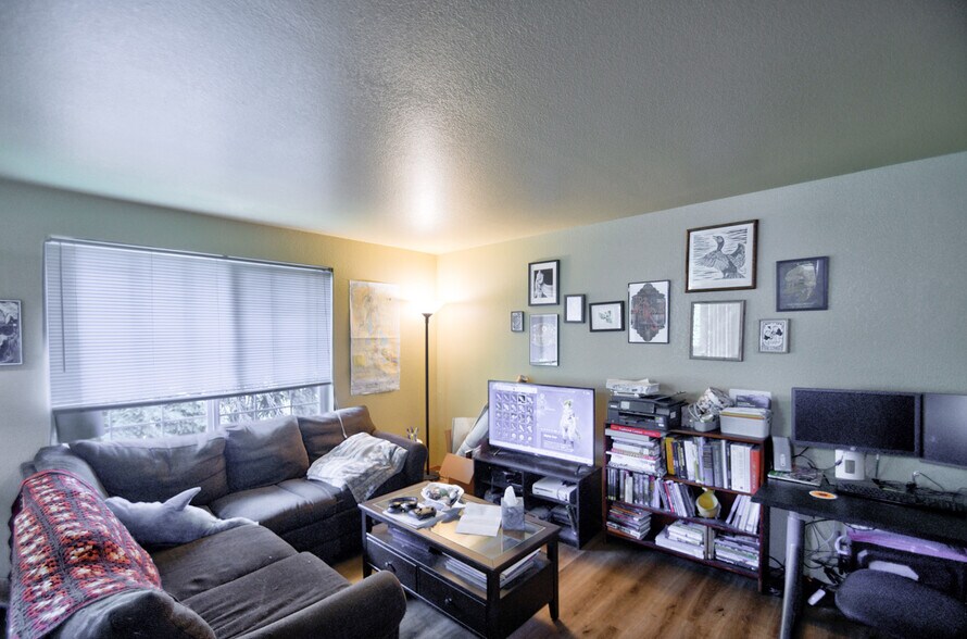 More Photos Of 1103 Creekwood Ct SE, Olympia Multifamily For Sale